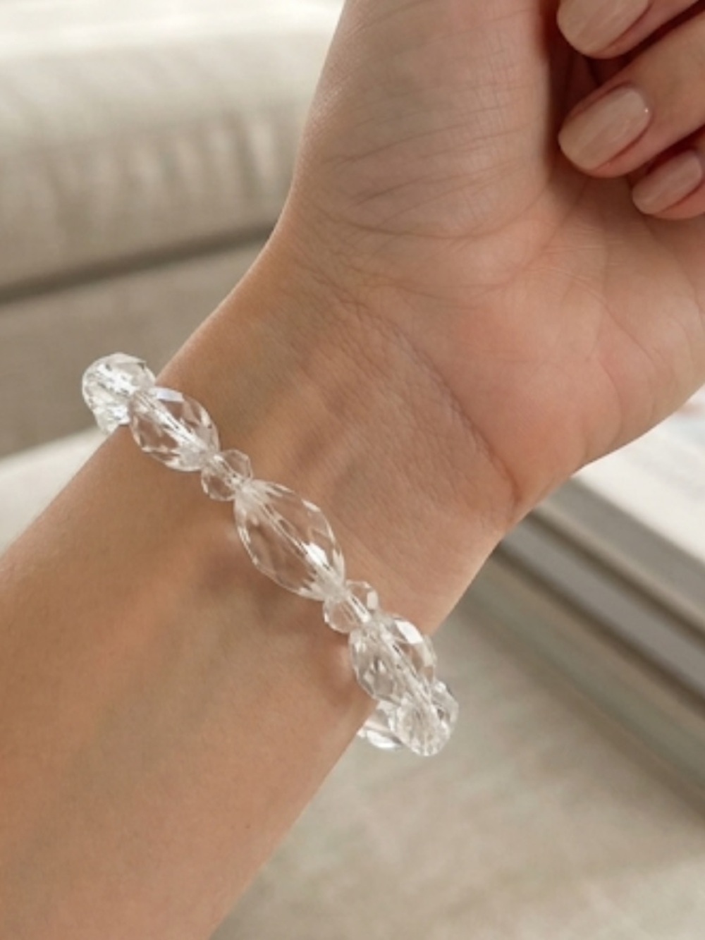 Clear Faceted Bead Stretch Bracelet - Clear